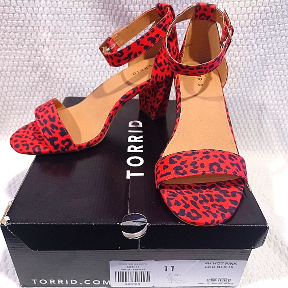 NWT Torrid hot pink leopard heels size 11